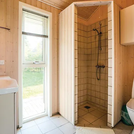 Three-bedroom Holiday In Holiday home *