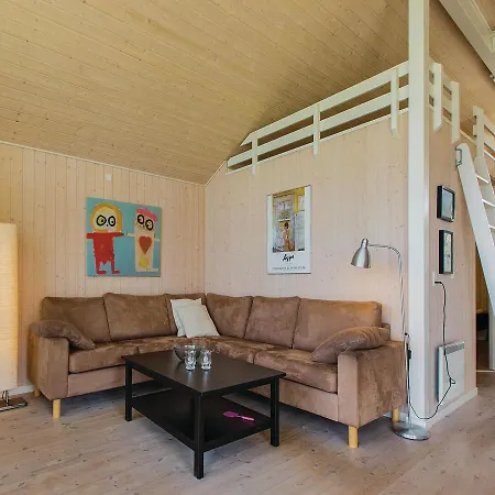 Three-bedroom Holiday In Holiday home *
